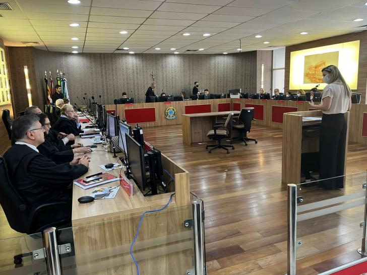 Fotografia de um auditório.