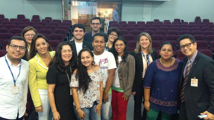 Imagem com os membros da Comissão
