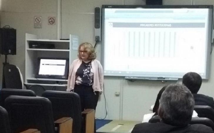 A reunião ocorreu na sala de treinamento da ECAISS e contou com a participação de gestores das unidades