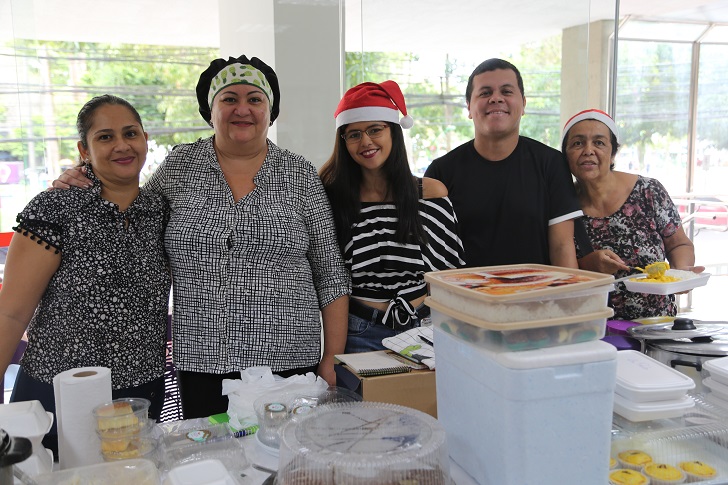 A Feira de Natal é uma iniciativa da Administração do Tribunal e foi criada com o objetivo de abrir espaço para a confraterniza