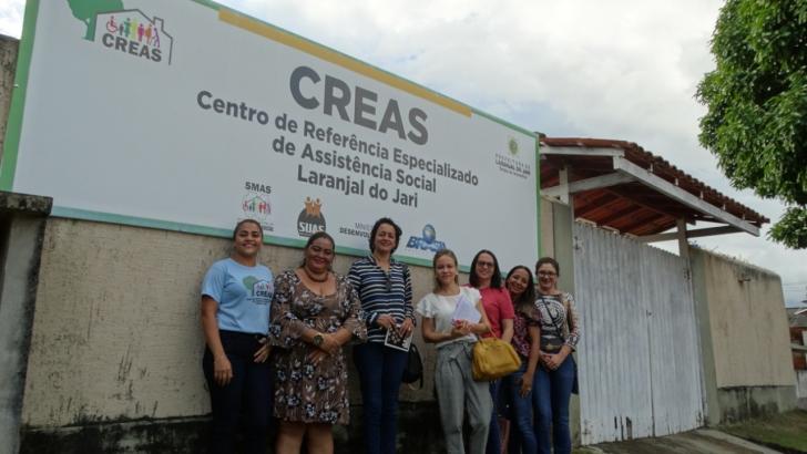 juiza, procuradora e representantes das entidades de assistência à crianças e adolescentes.