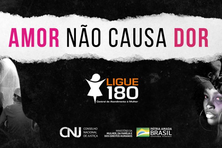 Arte com fundo preto e efeito de fumaça por cima; na parte superior, slogan da campanha em fundo branco.