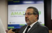 Desembargador Walter Paro em entrevista durante o evento