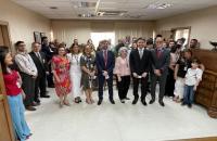 Equipe da nova gestão e servidores do TRT-8