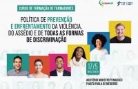 No centro do banner há um conjunto de fotos em linha de diversas pessoas sorrindo e com um fundo de cada cor