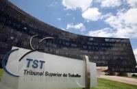 Fotografia externa que traz a fachada do prédio sede do Tribunal Superior do Trabalho
