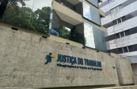 Fotografia da fachada do prédio sede do TRT-8