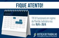 Card Digital: com fundo azul escuro. No topo, a frase "Fique atento" em letras garrafais na cor azul. Abaixo, uma faixa branca c