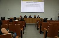 Foto em ambiente fechado mostrando o evento de apresentação dos resultados da pesquisa sobre a incidência do mercúrio. 