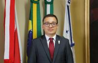 Na foto, o novo desembargador que tomará posse solene nesta sexta,30 de novembro, em Belém.