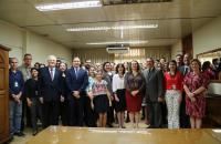 Na foto, os novos assessores e diretores com a presidente do TRT8