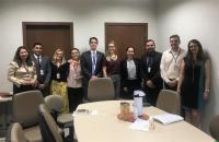 membros da Comissão Permanente de Gestão Ambiental reunidos na sala do CEJUSC