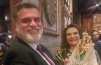 Ministro recebe réplica da imagem peregrina das mãos de presidente do TRT8