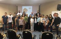 gestoras da Comissão com padrinhos do projeto e servidores do TRT8.
