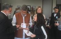 Foto: Desembargadora Zuíla Dutra ao lado de Kailash Satyarthi e ministro Lelio Bentes