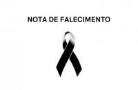 na imagem temos um laço preto que simboliza o luto e escrito nota de falecimento