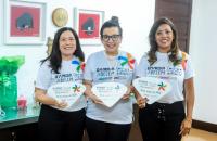 Foto: Desembargadora, reitora da Unama e juíza posam com camiseta da marcha.