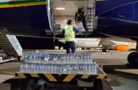 foto da armazenagem da carga na aeronave.