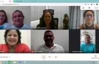 Foto reunião virtual na plataforma google meet