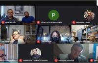 foto dos participantes da reuniao