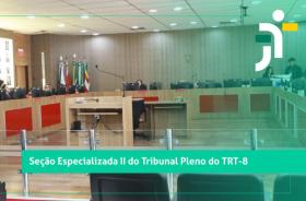 #ParaTodosVerem: Arte gráfica como fundo a sala do Pleno do TRT-8. No canto superior direito, a logo do TRT-8.